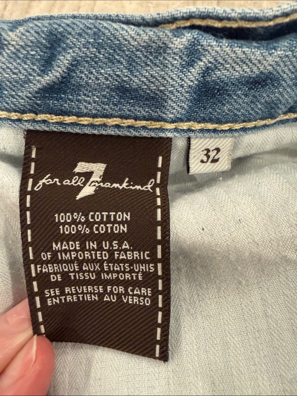 7 for all mankind distressed shorts size 32 - Picture 3 of 4